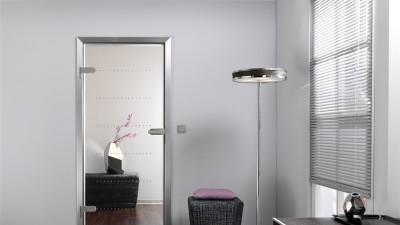 Portes en verre avec chambranle en bois